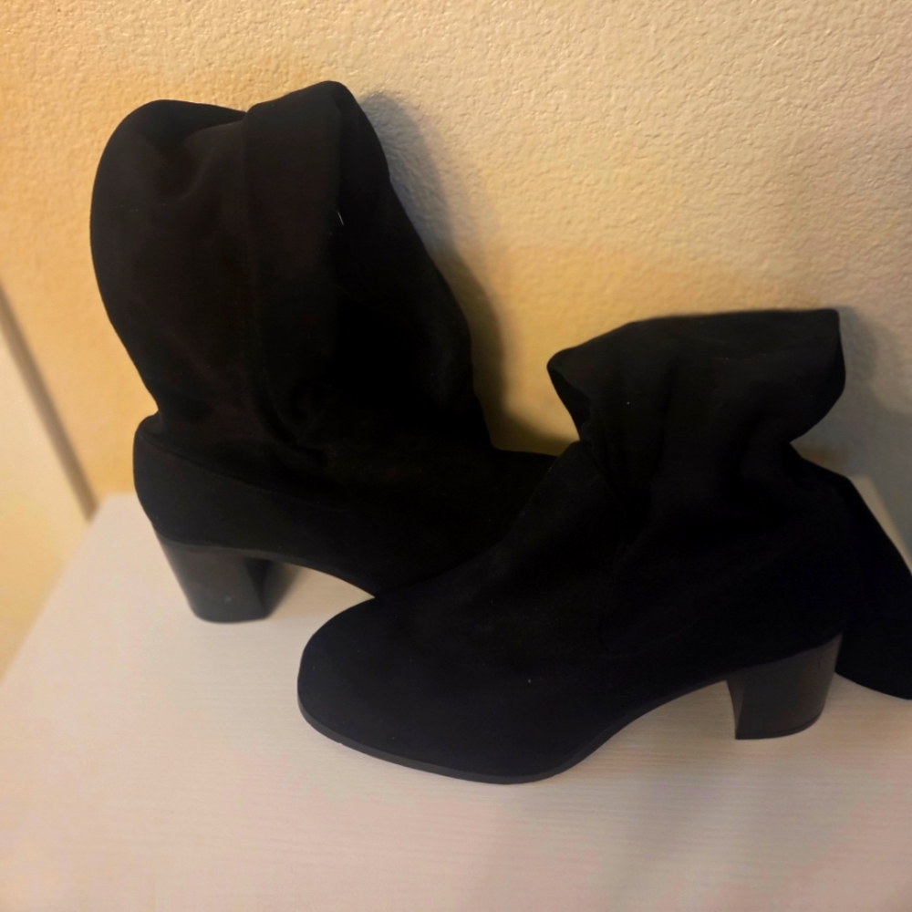 Elegant Black Women's High  Boots